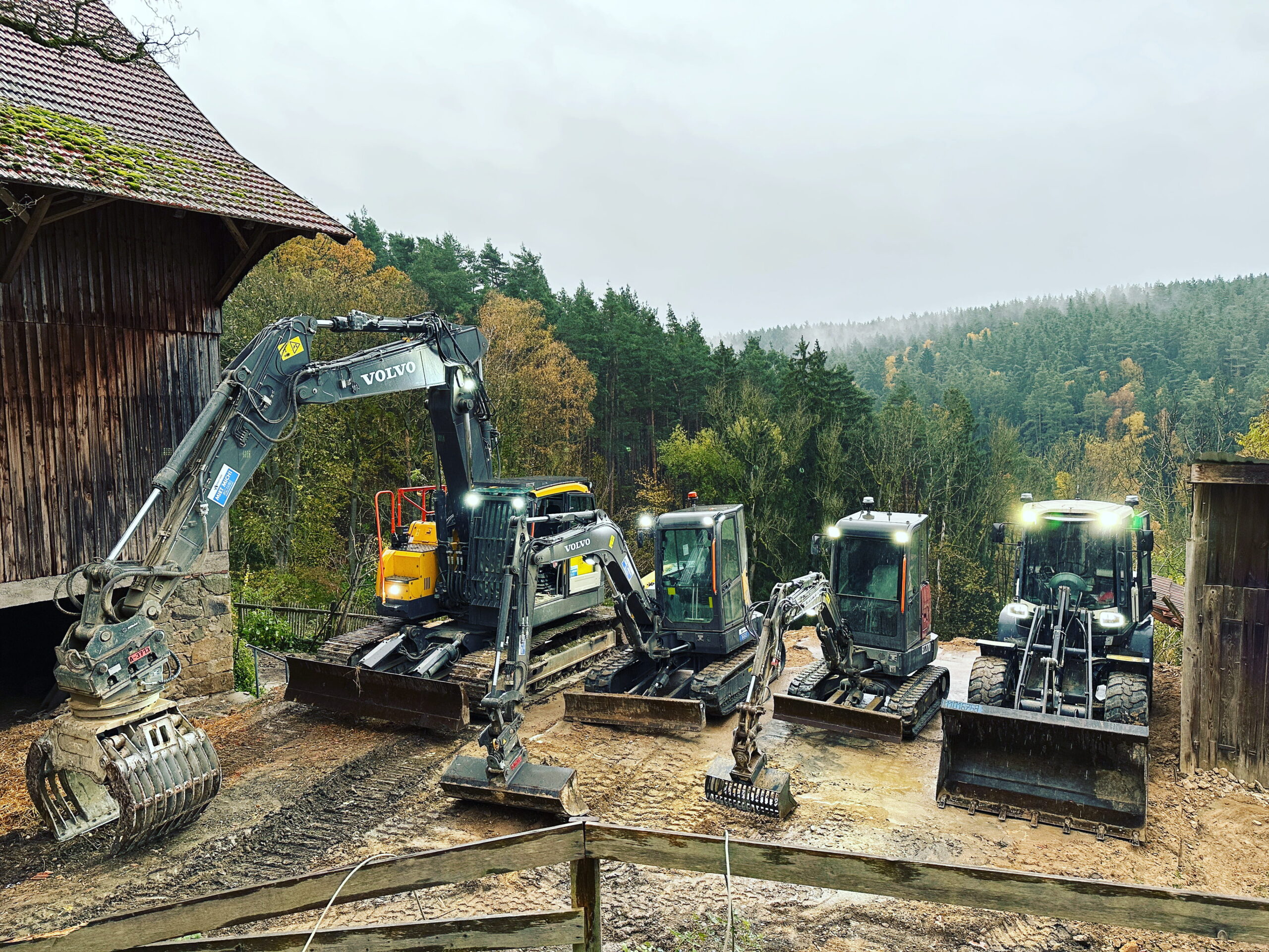 burgkhardt_erdbau_bagger_fuhrpark