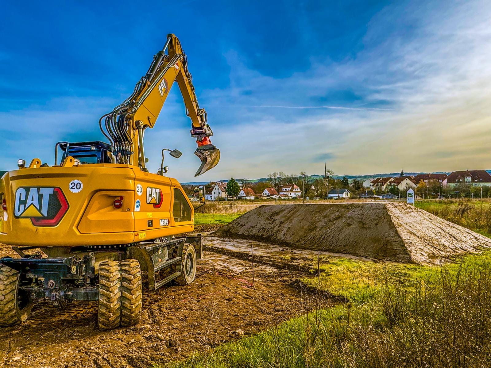 erdbau_burgkhardt_bayern_bagger_cat