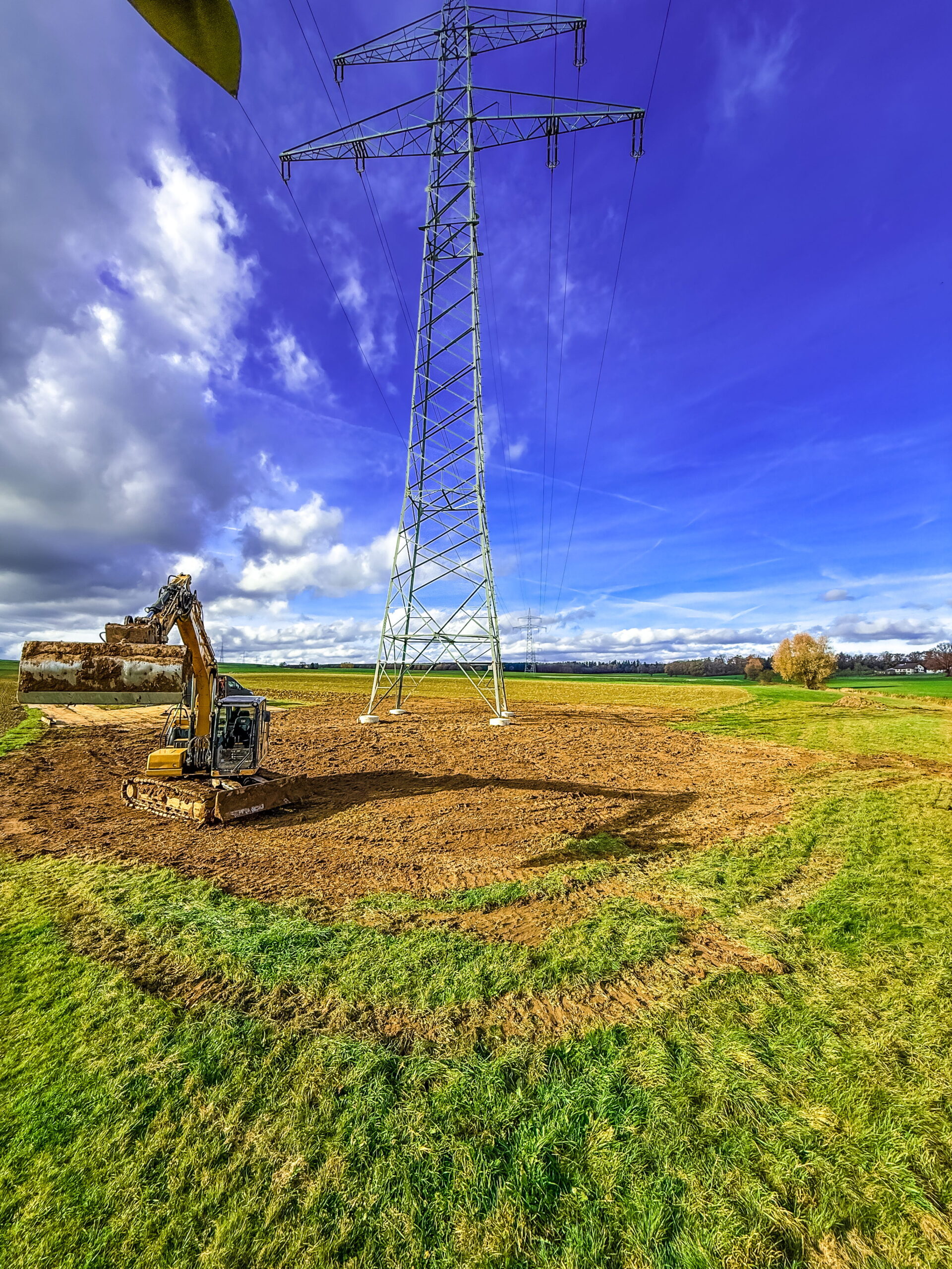erdbau_burgkhardt_bayern_strom_feld