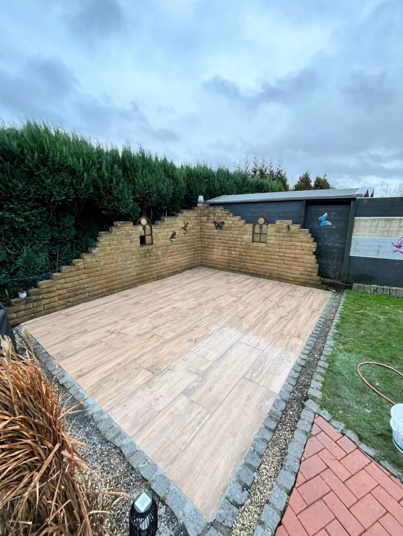 pflasterarbeiten_terrasse_burgkhardt_aussenanlage